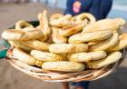 Destronaron a los churros: la curiosa comida que les da pelea en las playas de la Costa Atlántica
