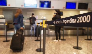 El Gobierno estableció los requisitos para el ingreso a la Argentina de turistas de países limítrofes y Habilitó el turismo en la Costa.