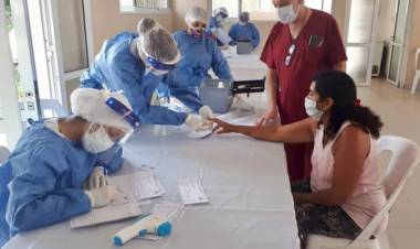 COVID-19: LA PROVINCIA PREPARA EL OPERATIVO DE VACUNACIÓN MÁS GRANDE DE LA HISTORIA