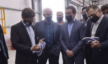 Kicillof: "Se está cuidando la producción nacional y el salario de los trabajadores