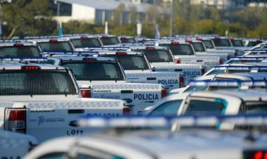  “Estamos en camino para dar respuesta a los y las bonaerenses” Kicillof 