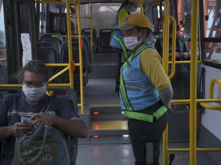 Exceptuados y esenciales
