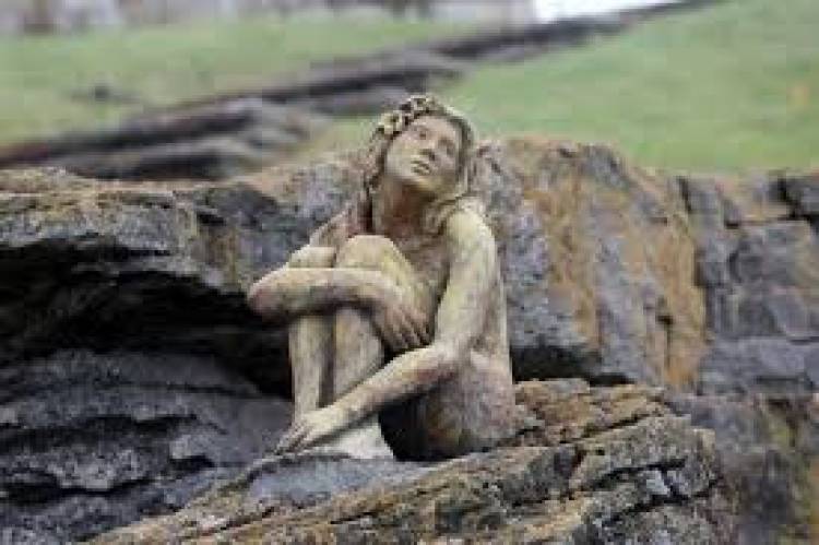 La estatua misteriosa que se convirtió en el atractivo turístico de Mar del Plata