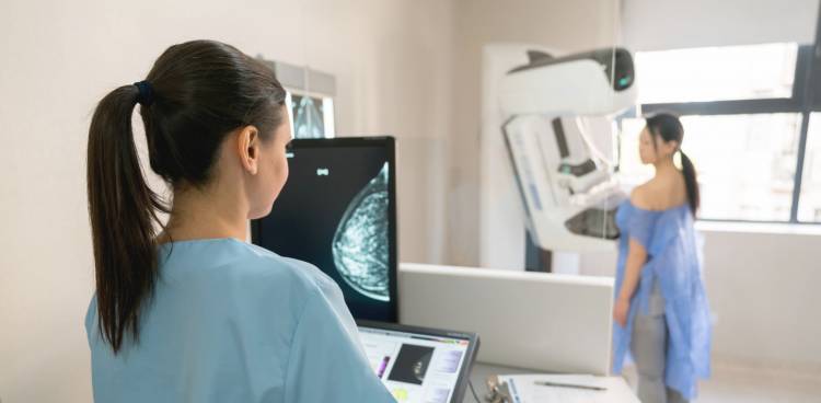 El gobierno bonaerense comenzará a indicar la mamografía a los 40 años